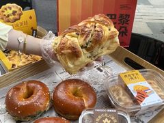 -巴黎优朵烘焙馆(菱角湖壹号店)