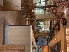 -蜜桃餐厅·伴山(湖滨商业街店)