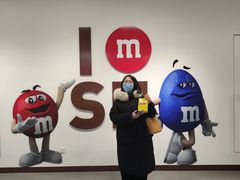 -m豆巧克力世界(上海世茂广场店)