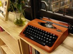 -猫的天空之城概念书店(杭州南宋御街店)