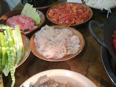 -黄潇洒老火锅(九眼桥宏济巷店)