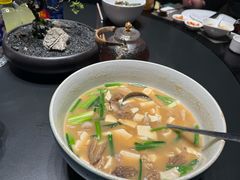 -忆江南·临江鱼馆