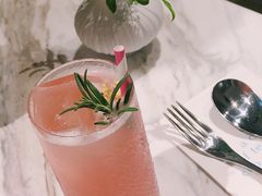 蜜桃季－夏日-théATRE 茶聚场(王府中環店)