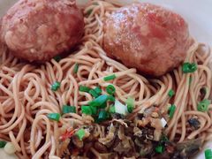 -佬钱湾仔(衣裳街店)