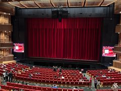 -交通银行前滩31演艺中心