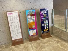 -绿地缤纷城-停车场