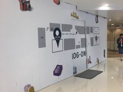 -LOG-ON(海港城店)