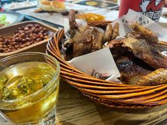 吊炉带皮鸽子-鼎原力量吊炉烧烤主题餐厅(临河街店)
