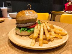 -龙治汉堡(中华城店)
