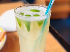 招牌柠檬汁Lemonade-La Creperie法餐厅(芮欧百货店)