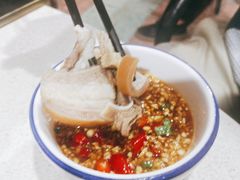 -墨脱石锅椰子鸡•香草鸭•东山羊(大东海店)