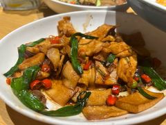 -关东小磨东北菜(上海长风大悦城店)