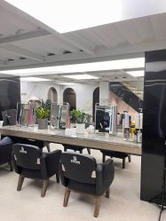 -苏奇发型·烫发染发