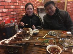 -峨眉一绝姐妹烧烤(峨眉花园店)