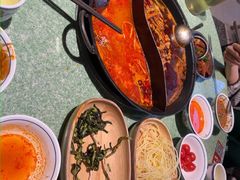 -憨铁匠老火锅(龙岗万科里店)
