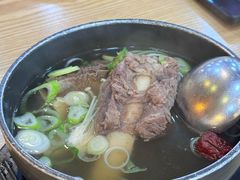 牛骨头汤-江南面屋(明洞店)