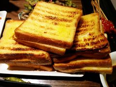 面包片-喝丢一只鞋辣炒海鲜小烧烤(三八广场店)