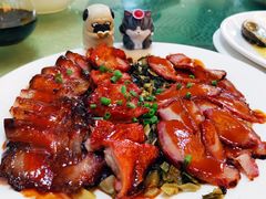 乳猪拼盘-金生美食(贵州路店)
