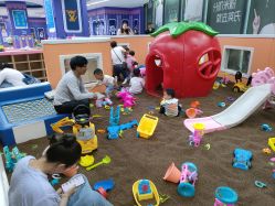 -孩子王童乐园(马群店)