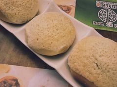 酥皮焗叉烧包-添好运点心专门店(深水埗店)