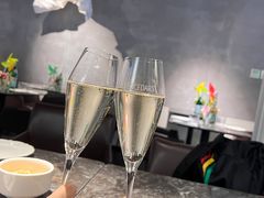 -LESCEDARS Brasserie Bistro香柏树