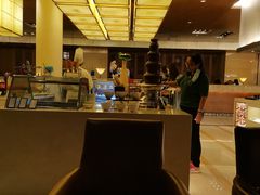 -东西风牛排馆周末烧烤自助(首都机场希尔顿店)