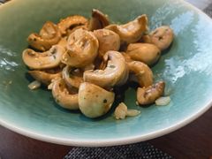 -MONICH牛排融合餐厅(和义大道购物中心店)