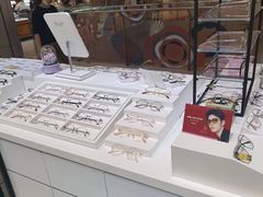 -三叶眼镜城(八佰伴店)