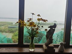 -亮河湾山庄