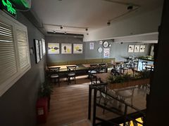 -新澳港式茶餐厅(余姚路店)