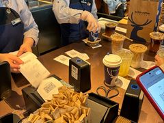 -瑞幸咖啡(大连罗斯福广场一层店)