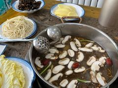 -乳仔牛牦牛汤锅 烤羊排(松潘古城店)