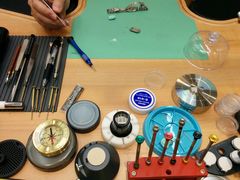 -亨得利名表服务中心(上海湾店)