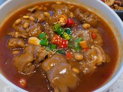 猪蹄闷黄豆-赵小姐丨新中餐(曲江店)
