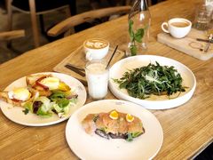 -Common Table · Brunch & Coffee