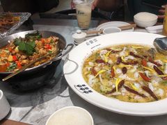-渔语鱼新川菜Bistro(万象天地店)