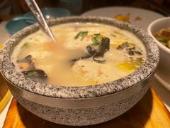 -荷塘秋月·本帮江浙菜(国权路店)