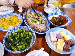 -云河农家乐饭店(福禄缘树山店)