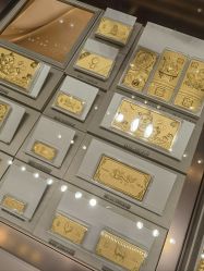 -周大福 CHOW TAI FOOK(新世界百货崇文店)