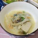 皮蛋粉丝汤