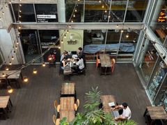 -ROAST coffee & eatery