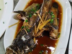 -四川小胡子海鲜(丁村万人海鲜广场店)