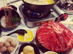 -鲜入围煮花胶鸡海鲜火锅