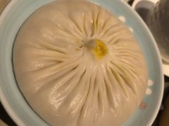 特色蟹粉汤包-穿蒸引鲜·嗲记(正大广场店)
