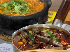 -包整·丝娃娃(一览甲秀楼风景店)