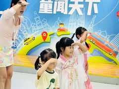 -蓝话筒·少儿成人演讲口才·主持朗诵·戏剧表演(大华第一坊店)