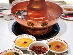 -东门口涮肉·砂锅·烤串(老门东店)