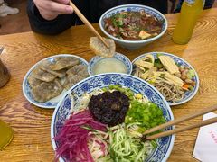 炸酱面-门框胡同百年卤煮(新街口店)