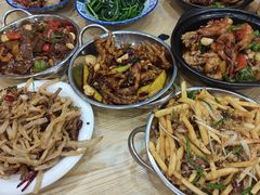 -江城燕子大排档(江汉路步行街店)