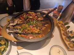 -鸣记脆皮烤鱼·海鲜烤鱼(三八广场店)